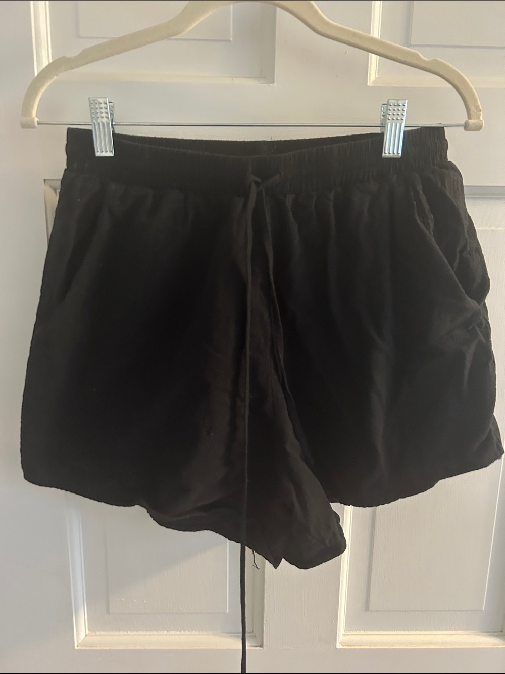 Amazon Black Women's Drawstring Relaxed Shorts - Picture 6 of 10